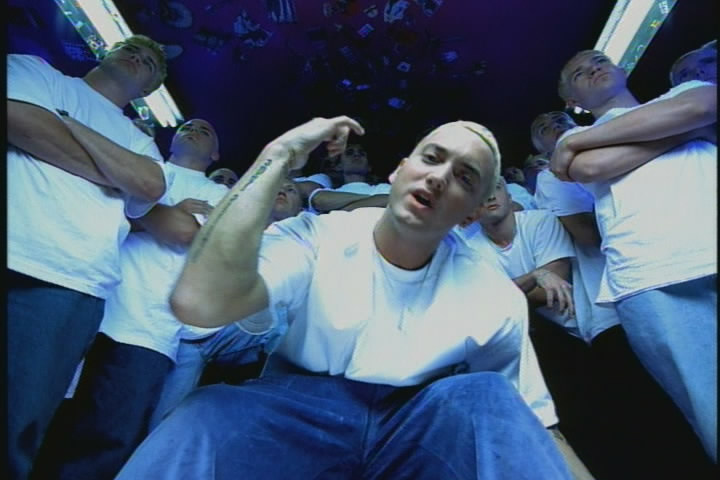 Кадры клипа Eminem - The Real Slim Shady 